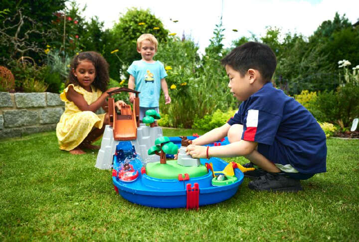 AquaPlay Wasserbahn AdventureLand